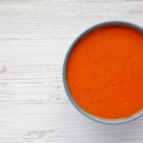 Roasted tomato, pepper and red lentil soup